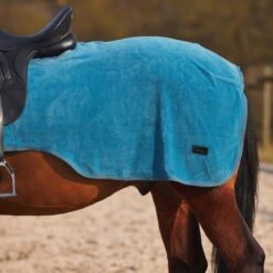 Horze Marquess Fleece Riding Blanket - Aegean Blue 5 Horze Marquess Fleece Riding Blanket - Aegean Blue -Ovation Store 454054 800 800