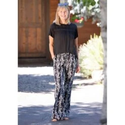 EQL Women's Soft Breeze Pant - Black Horse Aura -Ovation Store 567094 800 800
